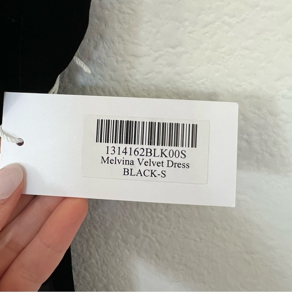 NWT Reformation Melvina Velvet Maxi Dress in Black - Picture 10 of 11